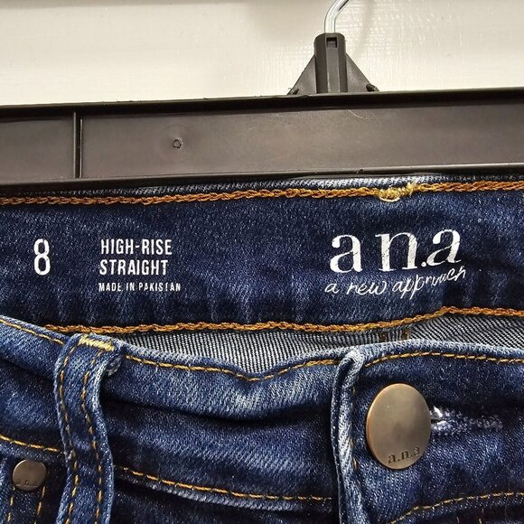 A.n.a High Rise Straight Women's Dark Wash Sandblasted Stretch Denim‎ Jeans Sz 8 - Picture 3 of 6